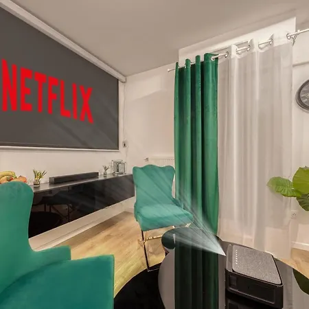 Apartment Cinema Moon Luxury - Gare 3min - Proche Paris Massy (Essonne)